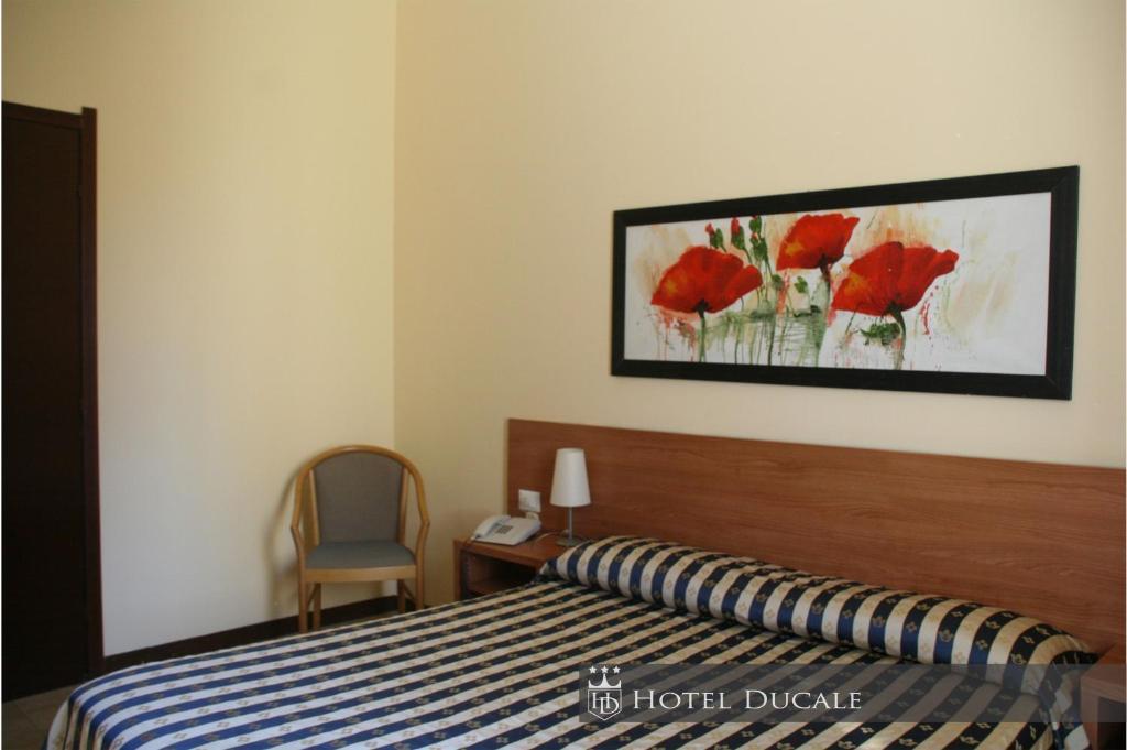 Hotel Ducale Vigevano Camera foto